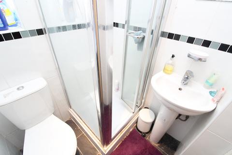 undefined, Woodville Rd, Cardiff CF24