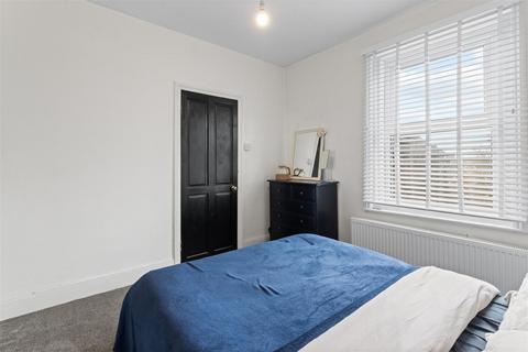 2 bedroom semi-detached house for sale, Garfield Road, Hailsham