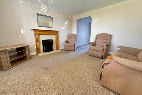 4 bedroom semi-detached house for sale, Stanley Avenue, Valley, Anglesey, LL65