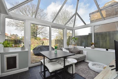 4 bedroom terraced house for sale, Percy Avenue, Broadstairs