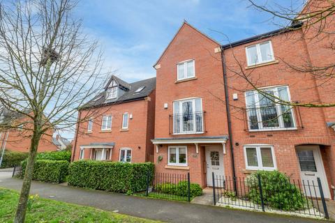 3 bedroom semi-detached house for sale, Highland Drive, Loughborough LE11