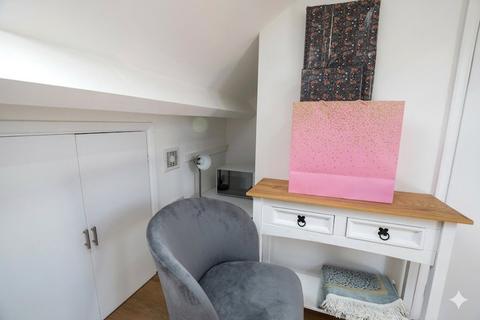 1 bedroom property to rent, London Road, Romford RM7