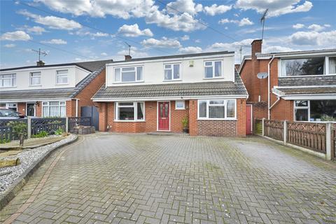 4 bedroom detached house for sale, Burton Manor Road, Stafford, Staffordshire, ST17