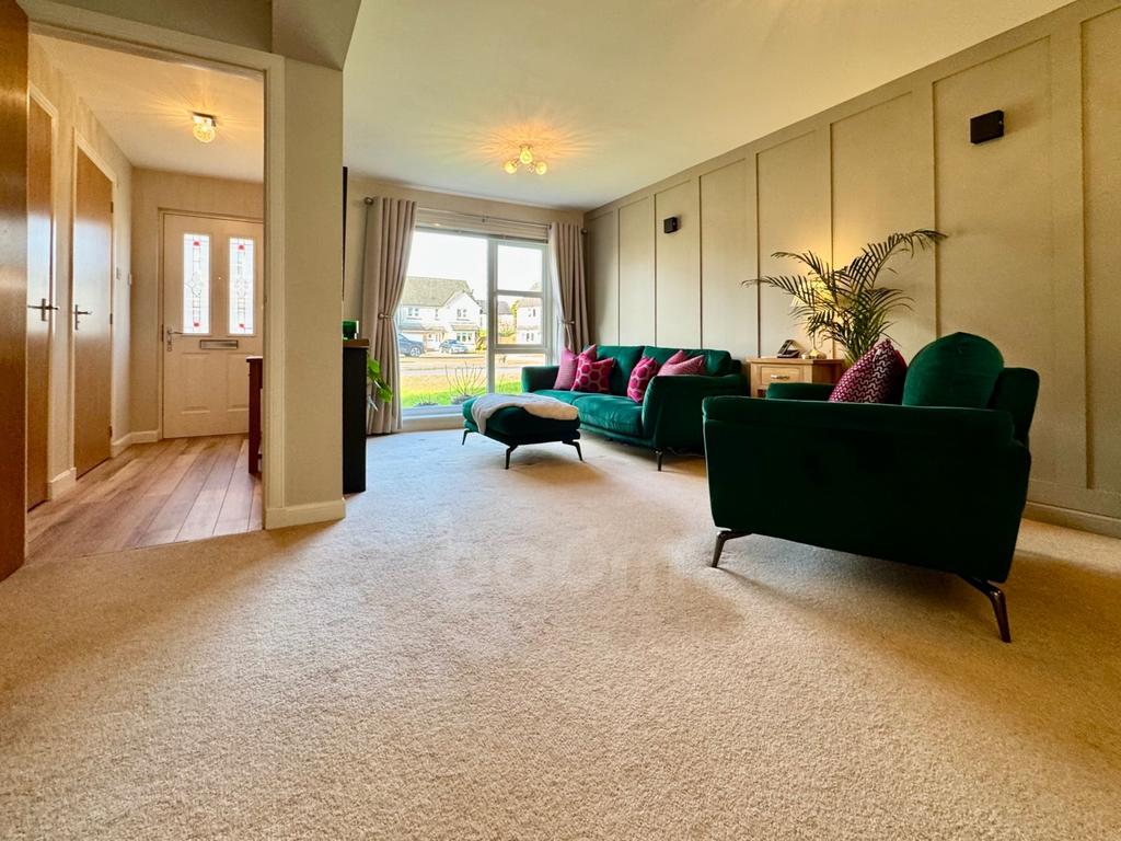 Millbarr Grove, Barrmill lounge