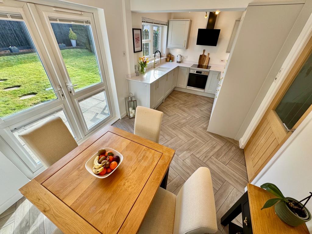 Millbarr Grove, Barrmill dining kitchen