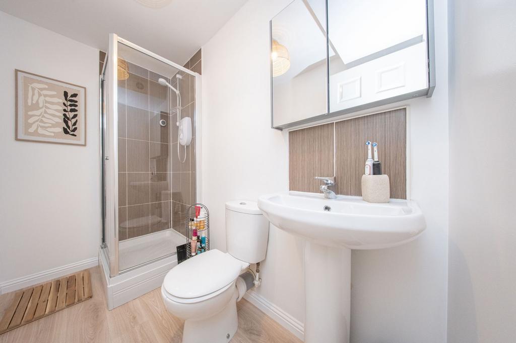 Ensuite