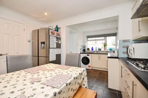 undefined, Gardeners Road, HALSTEAD
