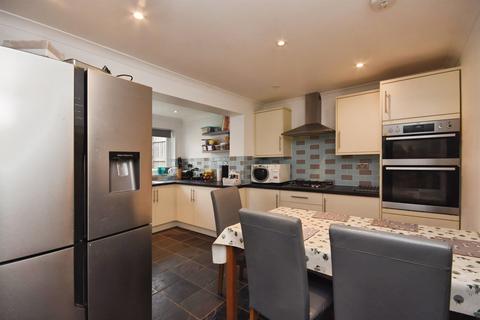 undefined, Gardeners Road, HALSTEAD