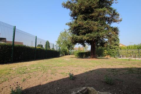 undefined, Room 21, Kenilworth Drive, Ilkeston, Derby, DE7