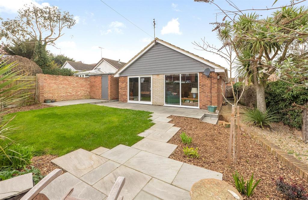 Shearwater Avenue, Whitstable