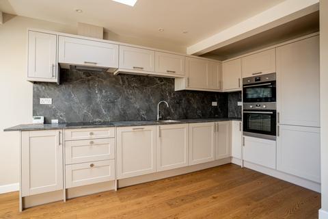 3 bedroom flat for sale, Parkside Terrace, Edinburgh EH16