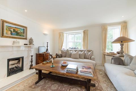 undefined, Kings Road, Richmond, Surrey TW10