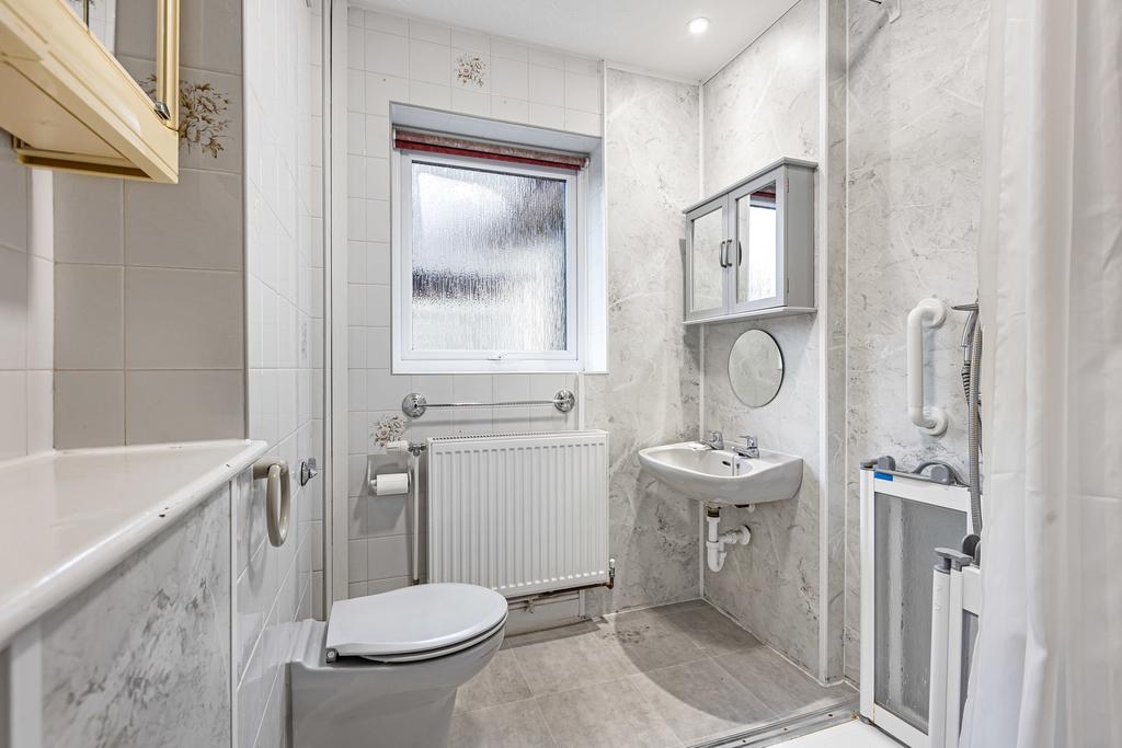 Main Bathroom