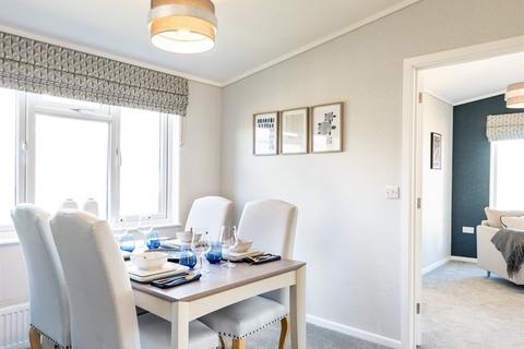 2 bedroom park home for sale, Christchurch, Dorset, BH6