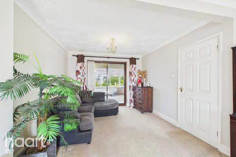 undefined, Elizabeth Court, Sutton