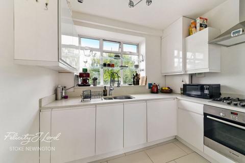 1 bedroom flat for sale, Albion Road, London N16