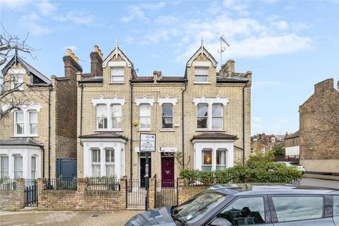4 bedroom house for sale, Dempster Road, SW18