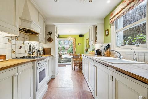 4 bedroom house for sale, Dempster Road, SW18