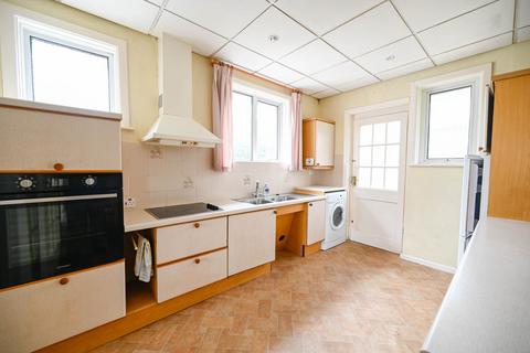 3 bedroom bungalow for sale, Ivy Road, Wimborne, BH21