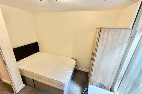 4 bedroom terraced house for sale, Alma Street, Stoke-on-Trent ST4