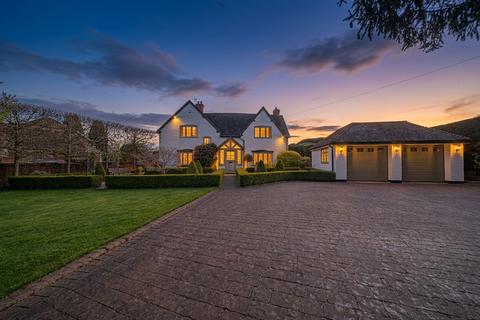 4 bedroom detached house for sale, Browns Lane, Knowle, B93