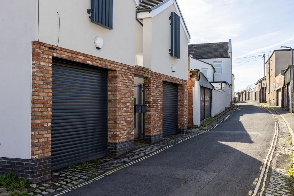 40 Back Road, BS3 1 GA-32.jpg