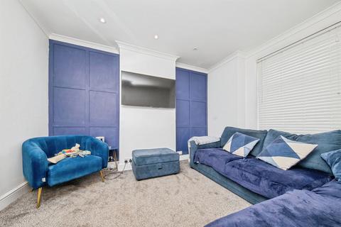 2 bedroom semi-detached house for sale, Henniker Road, Ipswich