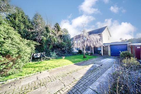 undefined, Handcross Road, Luton, Bedfordshire, LU2