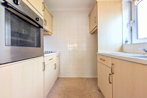 2 bedroom flat for sale, Heene Road, Worthing