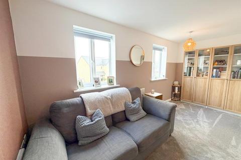 3 bedroom townhouse for sale, High Banks, Silsden