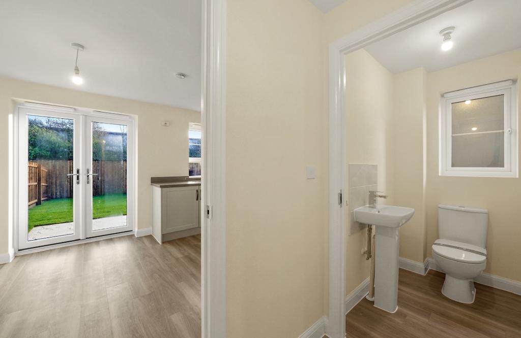 Cloakroom/wc