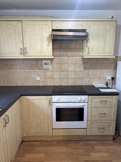 2 bedroom terraced house to rent, Hounslow TW4