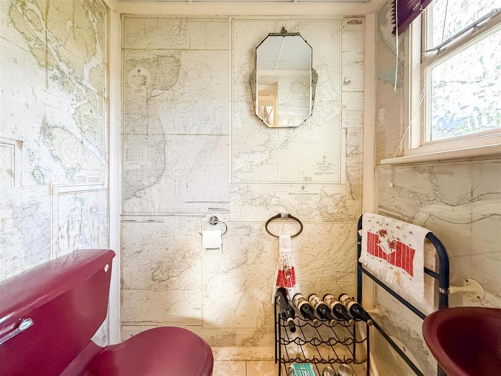 Cloak room