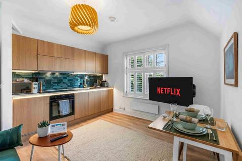 2 bedroom flat for sale, Carlisle Road, Hove.