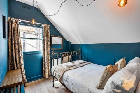 2 bedroom flat for sale, Carlisle Road, Hove.