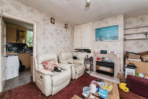 3 bedroom semi-detached house for sale, Chestnut Avenue, Exeter