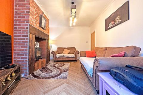 3 bedroom semi-detached house for sale, Castle Road, Tipton, DY4