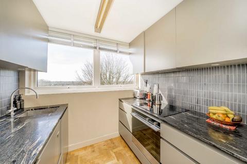 undefined, Howson Terrace, Richmond TW10