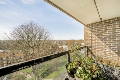 undefined, Howson Terrace, Richmond TW10