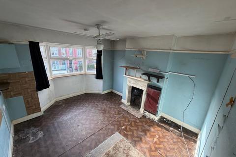 3 bedroom terraced house for sale, Oxford Avenue, London, SW20