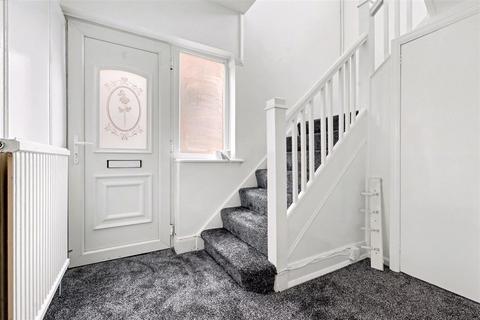 undefined, Ferndale Road, Bakersfield, Nottingham, NG3 7BE