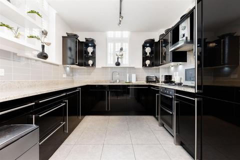 undefined, Fairfield Mews, Fairfield SG5 4BU