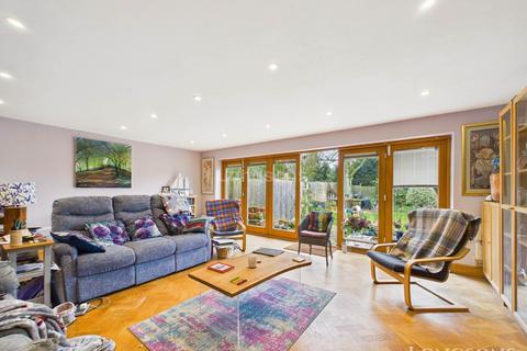 4 bedroom detached bungalow for sale, Hill View, Swaffham