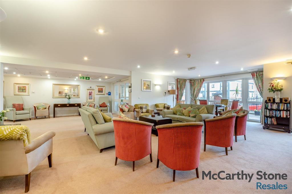 8680472-interior25.jpg
