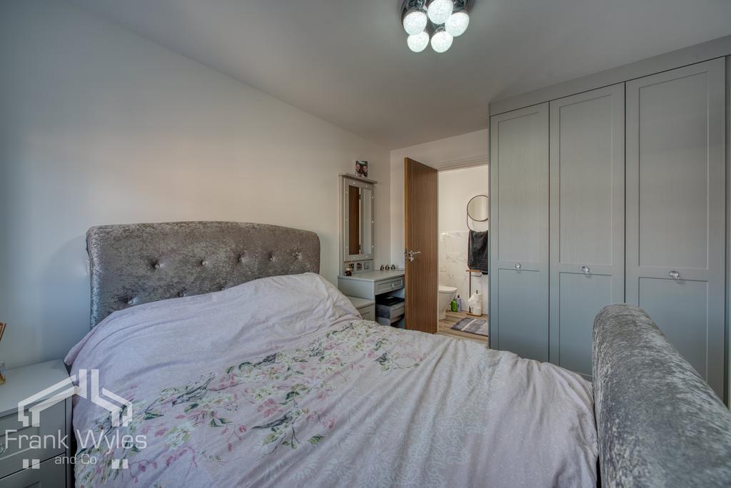  D751589 hdr