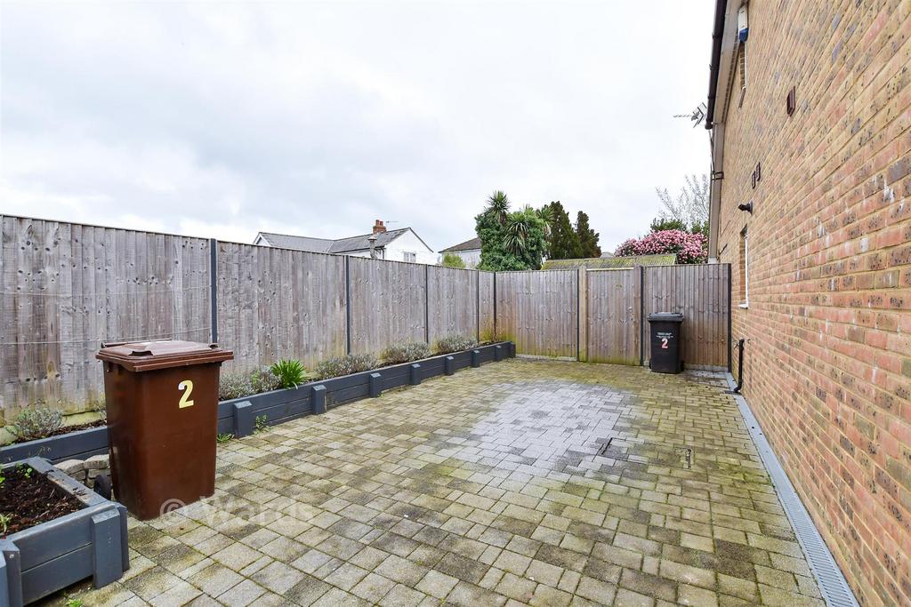 Driveway/Parking