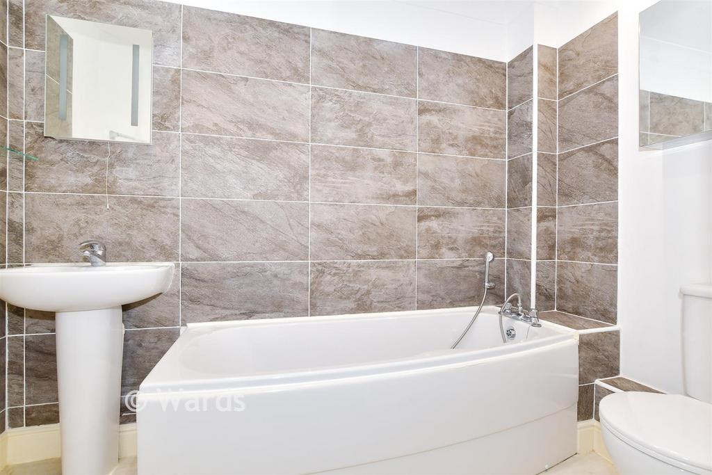 En-Suite Bathroom