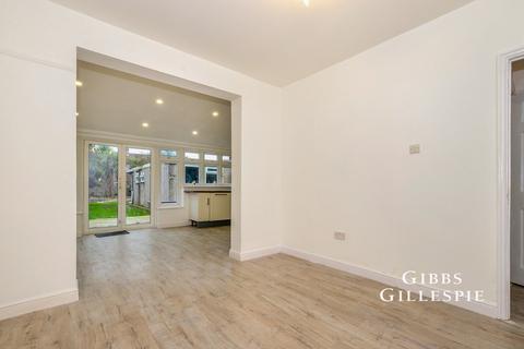 4 bedroom semi-detached house to rent, Bishop Ken Road, Harrow, HA3