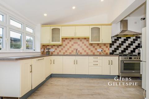 4 bedroom semi-detached house to rent, Bishop Ken Road, Harrow, HA3
