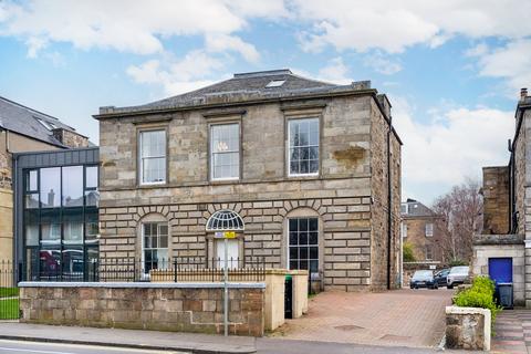 Minto Mews, Edinburgh